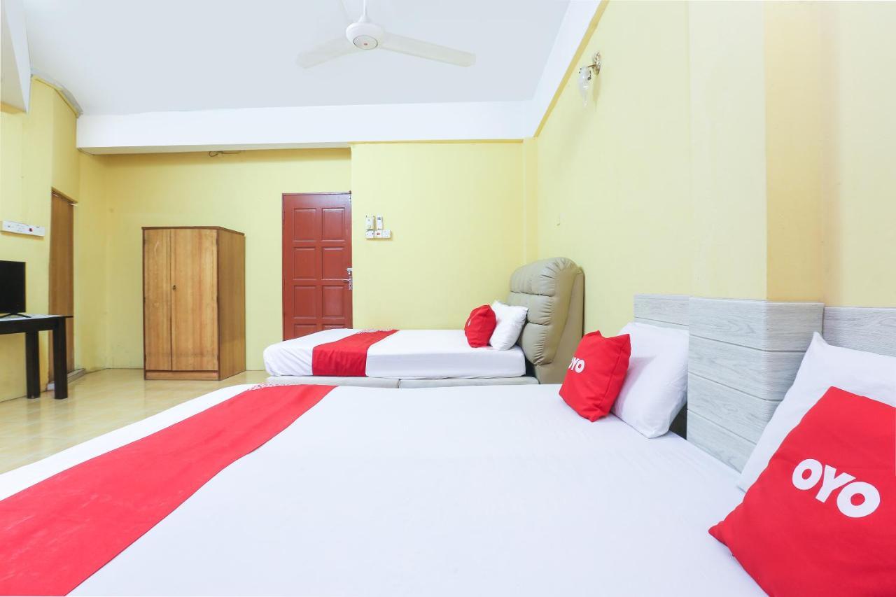 Oyo 90321 Hotel Bajet Sri Manal Tanah Merah  Eksteriør bilde
