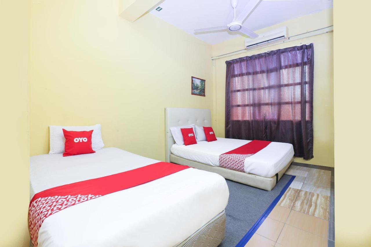 Oyo 90321 Hotel Bajet Sri Manal Tanah Merah  Eksteriør bilde