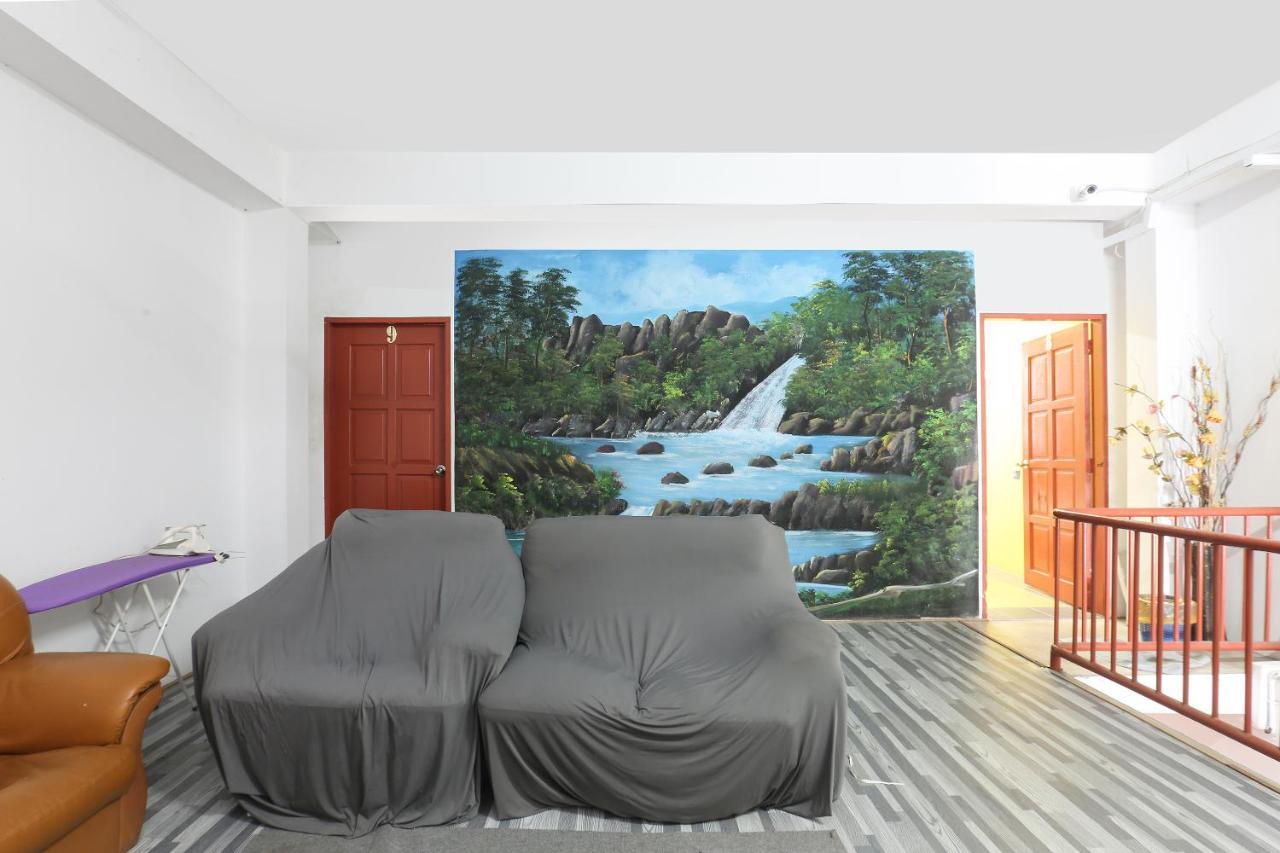 Oyo 90321 Hotel Bajet Sri Manal Tanah Merah  Eksteriør bilde