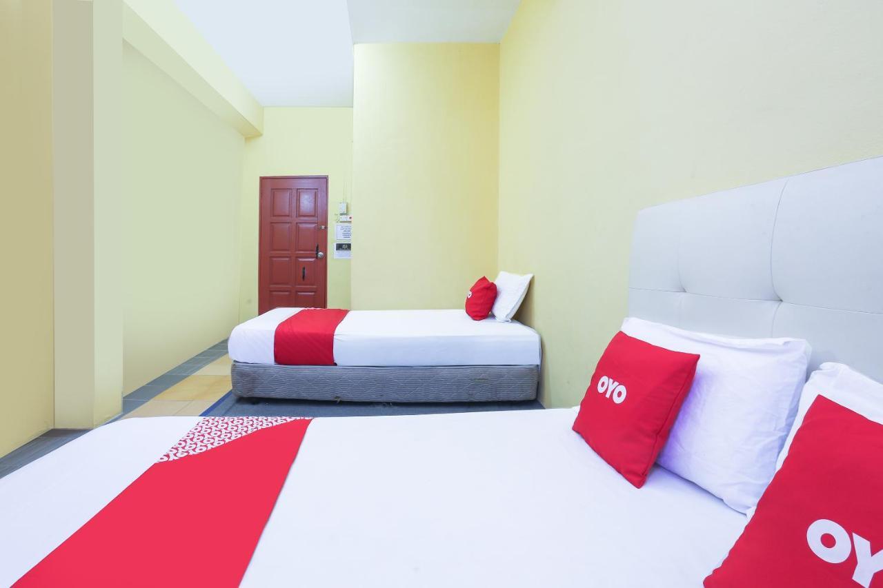 Oyo 90321 Hotel Bajet Sri Manal Tanah Merah  Eksteriør bilde