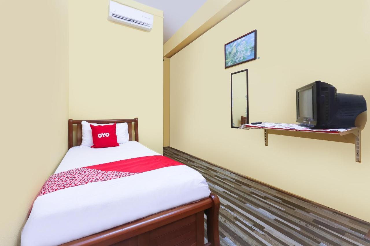 Oyo 90321 Hotel Bajet Sri Manal Tanah Merah  Eksteriør bilde