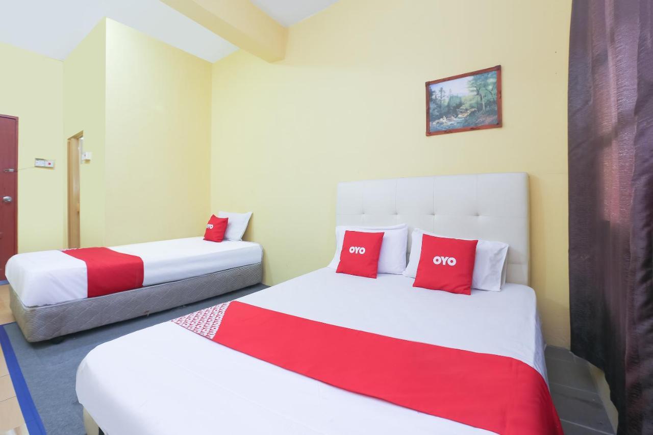 Oyo 90321 Hotel Bajet Sri Manal Tanah Merah  Eksteriør bilde